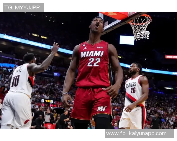 巴特勒半场状态火热8投6中贡献13分还送出4篮板4助攻表现全面 巴特勒半场状态火热8投6中贡献13分还送出4篮板4助攻表现全面