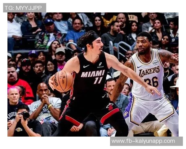 拉拉维亚谈与东契奇搭档感受：他让我在比赛中更加轻松自如